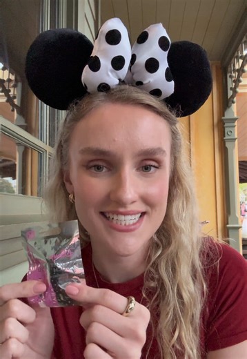 Disney Mystery Pin Unboxing Experience