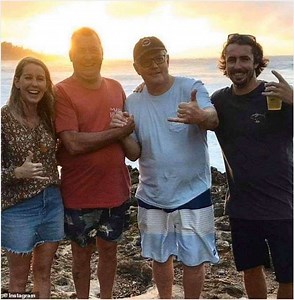 Australian PM Scott Morrison poses for selfies in Hawaii as bushfires rage across the country