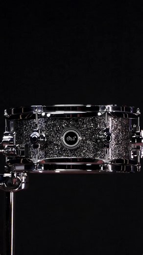 he DWe Side Snare, now available in 6 finishes. Learn more: dwdrums.com/products/desd0510-dwe-side-snare-bundle-5x10/ | Drum Workshop Inc. (DW Drums)