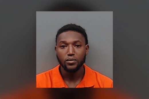 Man arrested after allegedly shooting wife in Smith County