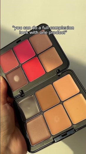 HARD TO BELIEVE BUT TRUE: YOU CAN DO A WHOLE LOOK WITH OUR HD SKIN FACE ESSENTIALS PALETTE