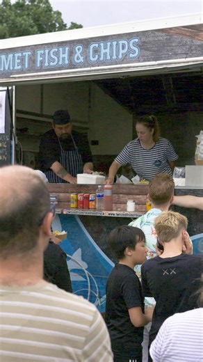 Gather your friends and family for a night of jolly shenanigans on December 13 at Bentleigh Hodgson Reserve. 🎀🎄 ⭐Our charming host Lucy Durack will guide you through an unforgettable lineup featuring Colin Lane, Shauntai, and more! Plus a surprise guest who might be a little green! 🎵 🎁Little adventurers can enjoy crafts, face painting, and a special appearance from Santa! 🎅 Saturday 13 December, 4pm–8pm Glen Eira City Council | Glen Eira City Council - Arts and Culture