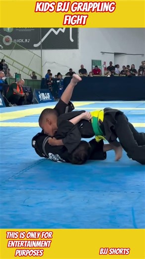 Boy grappling wrestling #bjj #grappling #wrestling #mma #shorts