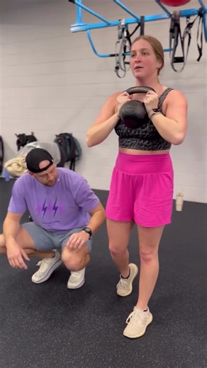 Busy schedule, big goals, and zero interest in wasting time? ⏱️💥 💪 Full body sessions at Burn are basically efficiency at its finest. Stacking movements together so your strength builds as one system. 👏👏 Trainers guide each block with intention, helping you brace, drive, and control through powerful movements. 🔥 Your time matters, and your goals matter even more. DM us and let’s make your time count! 💯 . https://locations.burnbootcamp.com/locations/lexington-ky/ . Call: 859-446-5074 . . #b