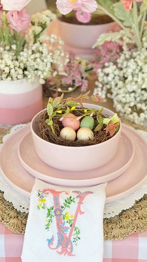 Welcome the season in style. 🪺 . . . #mikasalifestyle #dinnerware #plate #plates #tablescape #dish #celebrate #pink #pinkpinkpink #pastel #pastelaesthetic #hellocolorbymikasa #hellocolor | Mikasa