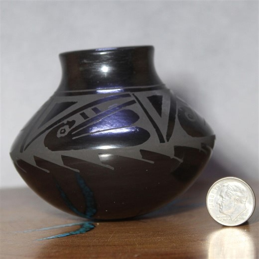 Handmade Mata Ortiz Pottery: Small Black Metal Glaze, Southwest Design - Etsy Canada