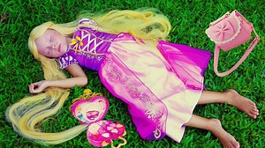 29K views · 998 reactions | Alice Pretend Princess Rapunzel and play with Mommy with makeup toys  Alice Pretend to be Princess Rapunzel dress up a beautiful Princess Dresses and does Makeup with kids makeup toys, but she has a huge pimple on her face. Mommy tries to help her in different ways. And other instructive stories for children Watch our funny video for kids ! | Kids Smile TV | Facebook