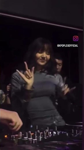 Lisa Moves 🔥🥂 | #blackpink #lisa #kpop #trending