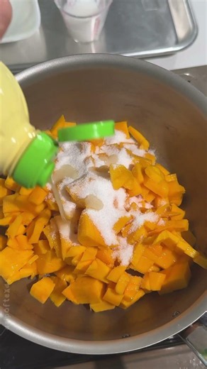 Mango sticky rice cookies