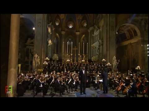 15.Andrea Bocelli - ''Adeste fideles'' (O come, all ye faithful) - Trad ( Sacred Arias ).
