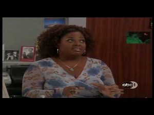 Less Than Perfect 02x01 - Choices