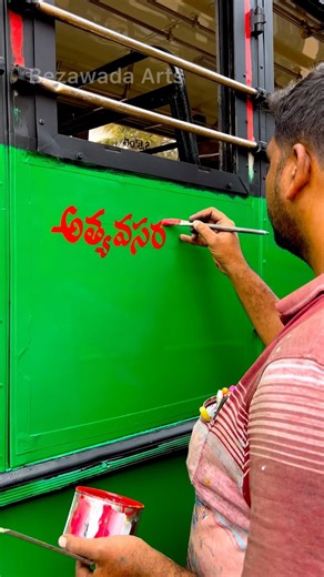 Talented STREET Artist Creates Amazing Paint Art On A Bus #viral #art #shorts #trending