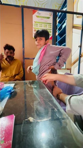 Doctor injection video #injection_funny #dryousafclinic #shorts #intramuscularinjection #doctor