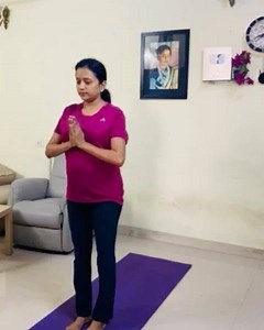 #energysecret 1 Yoga mat get set go The energy I get from doing suryanamaskaram is immense , it’s like charging your phone in the morning fully, it takes care of my overall energies for the day . I do a variety of excercises throughout the week and sometimes just relax . Over the period of years this rhythm of consciousness over self has evolved. Pls note don’t do at the videos speed 🤣🤣🤣 | Suma Kanakala