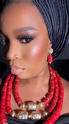 Hello 🇬🇧Make up artist, Need a model ? Wanna collaborate? #Portfoliobuilding #Gloriab #mua