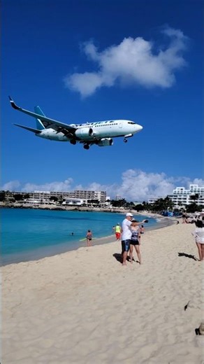 Boeing 737-700 - West Jet