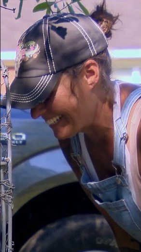 A gallon a day?! Amanda is surprised with two milking goats! | Homestead Rescue | Discovery