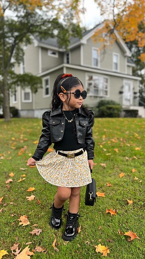 2.6K views · 18K reactions | Happy Friday 﫶 Follow @rachelita08m for more content❤️ Boot: @rachelitaboutique . . . #fashion #fashionstyle #fashionkids #fashiongram #ootdstyle #outfitoftheday #outfitinspo #outfitpost #cutebaby #prettygirls #explore #explorepage #fyp #viralreels #videoviral #babyvideo #réel #igbaby #newreels #fyppage #modelo #fashionphotography #styleinspo #styleblogger #fashionblogger #reelsinstagram #fypシ | Rachel Cristina | Facebook