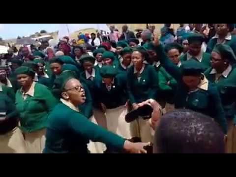 ZCC Female Choir goes all Wacha Mkhukhu Wachumlilo - Shango
