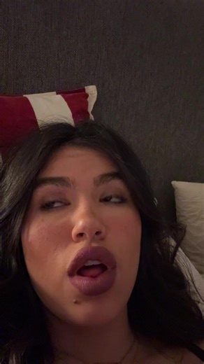 Vidéos de cherrymoonavenue (@cherrymoonavenue) avec original sound - c