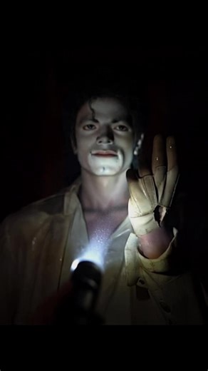 Exploring an Abandoned Wax Museum of Legends