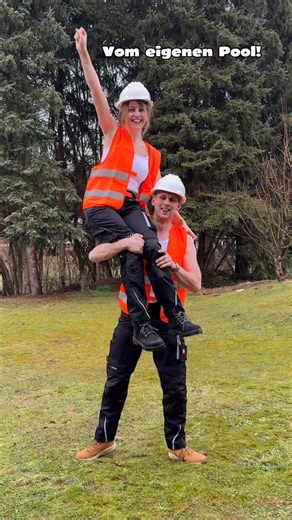 Saskia Heberle on Instagram: "Es ist offiziell! 😍😍😍 Wir haben den Pool in Auftrag gegeben! 👉🏻 Ja wer braucht den bitte in Deutschland einen Pool…. 👉🏻 Lohnt sich doch eh nicht….. 👉🏻 Angeberei 👉🏻 Viel zu gefährlich. Ich kenn die Kommentare und trotzdem haben wir uns dafür entschieden. Weil es für uns ein Traum ist. Weil wir nur 1x leben. Weil es alleine unsere Entscheidung ist. Wir freuen uns so sehr darauf 😍 Für uns ist es nicht selbstverständlich und umso dankbarer sind wir, dass wir