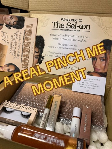 omg a pinch me moment @Genna|Tutorials @Genna Tutorials Collection #gennatutorials #makeupbundles #collab