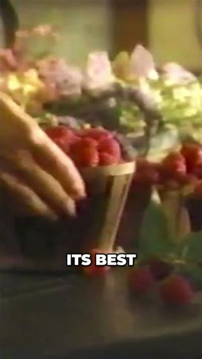 Smucker's Simply Fruit Pure, Fresh, Uncomplicated