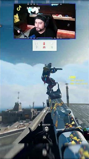 STACKING IN WARZONE 😂 #warzone