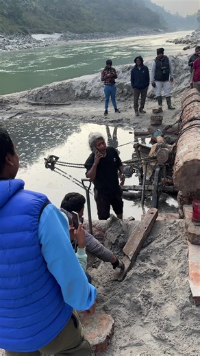 Tyre Kancha Dai: Mobile Phone Distraction During Work