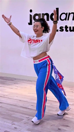 HIPS DON'T LIE | Zumba | Choreo by Rachel Phan | Cumbia #dance #zumba #fitness #cunbia #hipsdontlie
