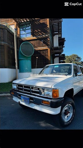 O.G 1986 Toyota pickup ALL ORIGINAL. #automobile #offroad #toyota #diy