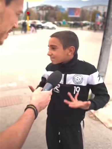 Направо | Galq Martinova