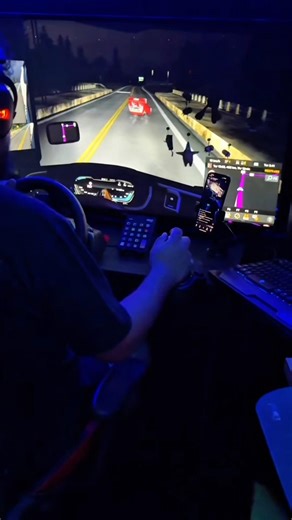 Carro capotado na pista 🚚😳🚀😓😱 *SHORTS* #ets2 #caminhao #eurotrucksimulator2 #g29