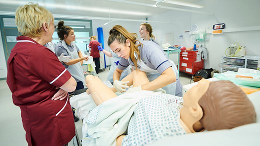 Midwifery | Edge Hill University