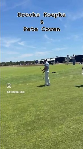 Brooks Koepka fine tuning his short game with Pete Cowen #classicgolf #shortgame