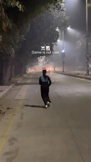 Sezu Kunwar on Instagram: "Day 18/30 “Day 18 | 4:00 AM run — Only those with a strong mindset show up when the world is asleep.” . . . . Follow me - @_fitwidsezu_ . . . #instagram #virel #trending #support #newreels #fitnessmodel #morning #workout #challenge #winter #process #running"