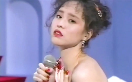 【高画质+60帧】掉肩带名场面 松田聖子 抱いて… / 夜のヒットスタジオDELUXE 1988.07.20