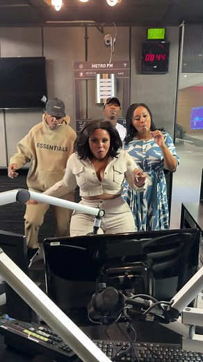 Zola's Golden Oldie Song: Lollipop by Lil Wayne | Metro FM