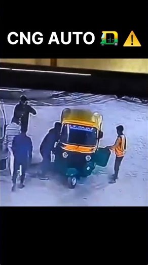 CNG Blast | പൊട്ടിത്തെറി #cng #auto #cars