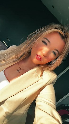 Daisy Fox (@daisyfox_privvv)’s videos with original sound - JD ☆.