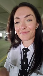 I do be smilin' tho #pilotsoftiktok #aviation #pilotviews #smilinglikethat