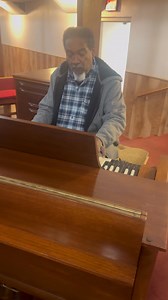 #640 B3 (Sold) to College Hill COGIC Tampa, FL. If you in the area please visit and worship with them. | Keyboard Exchange International