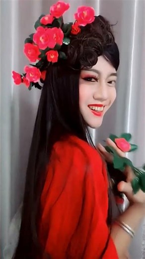 Split Screen, Same Person, Two Voices