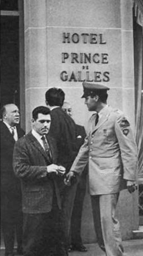 Elvis with Charlie Hodge,Lamar Fike and Rex Mansfield. June 19, 1959.Elvis’ Military Leave in Paris