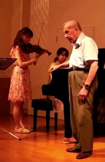 Angelo Loforese surprising tenore 93years old La donna e' mobile #music #opera #tenore