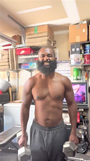 Dat boi getting right!! 💪🏾 #fitness