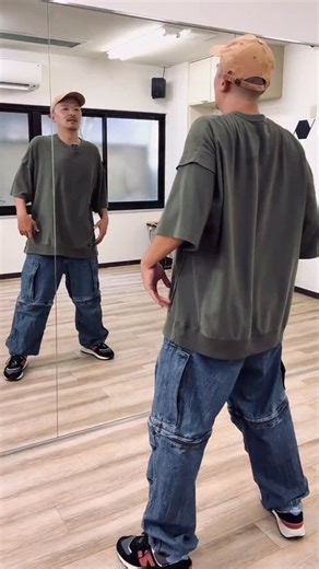 ダンス講師としちゃん Dance Your Story | ダンスを始めたばかりの方 振り付け中心でアイソレーションをしっかり やってきていない方 アイソレーション・インテグレーション・コンビネーション の違いを理解すると上達が速くなりますし、表現の幅がとても広がります🌟 私も最初は「なんとなく感覚で」練習していましたが... | Instagram