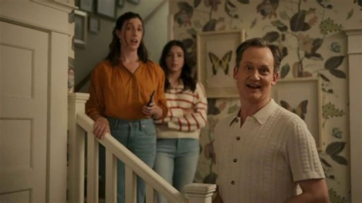 Verizon myPlan TV Spot, 'New Roomie: Galaxy S23, Watch6 and Tab S7'