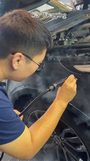 “O Car Wrapping não só permite personalizar o visual do seu veículo com uma variedade de cores e designs, mas também oferece uma camada extra de proteção contra riscos, UV e outros danos, preservando a pintura original!” #box89 #esteticaautomotiva #cuidamosdoseucarro #carwrapping #cuidado #proteção | BOX 89 | Facebook